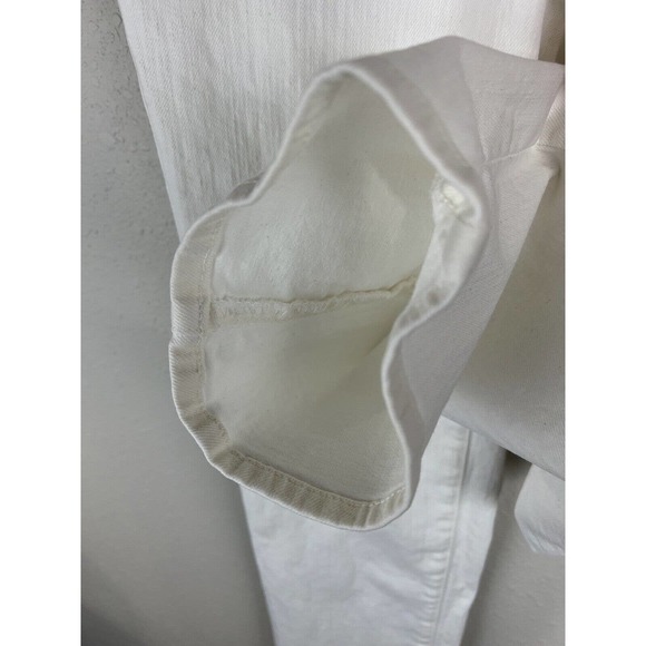 LL Bean Women’s Size 2 Reg Favorite Fit White Denim Jeans - Picture 4 of 9